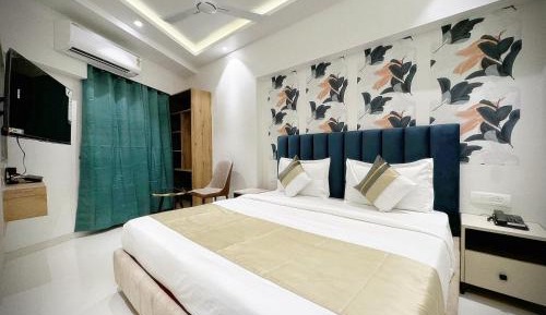 Two-Bedroom Apartment with Balcony