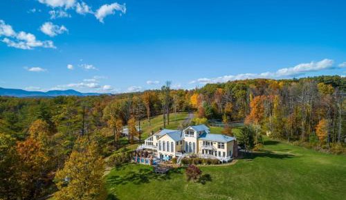 Eleven-Bedroom House