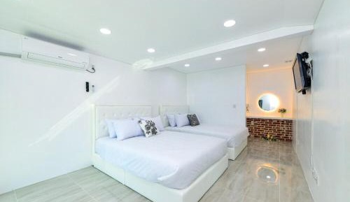 Triple Room 2