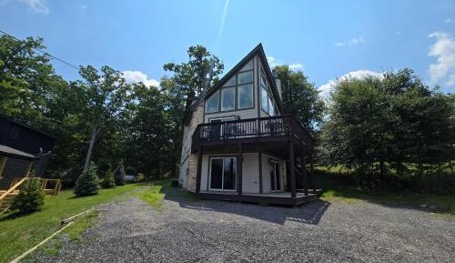 Five-Bedroom Holiday Home