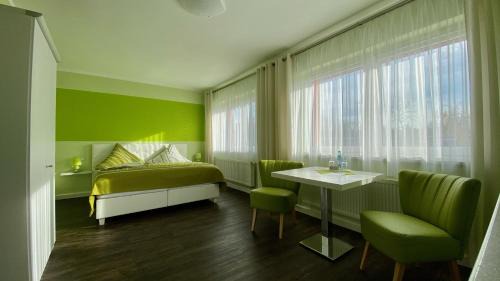 Deluxe Double Room with Shower