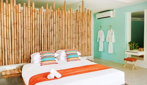 King Room with Pool View