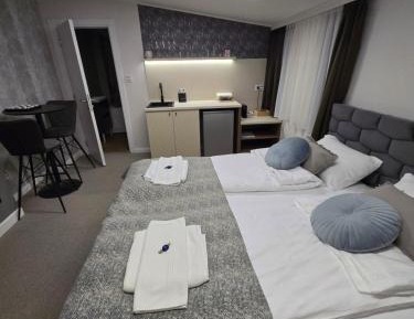 King Room with Spa Bath