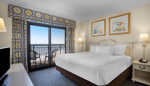 Ocean View Three Bedroom Condo South Tower