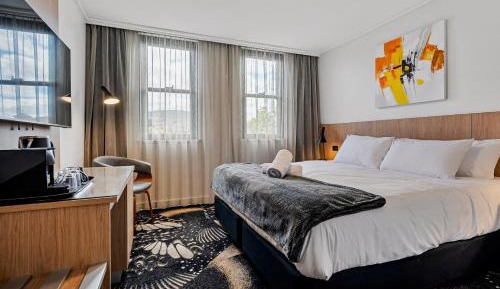 King Room with Mountain View