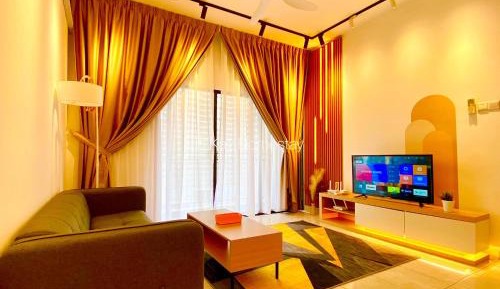 One-Bedroom Apartment with Pool View