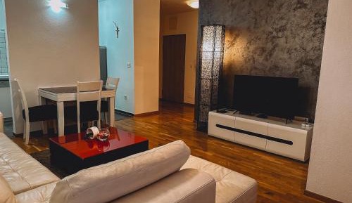 One-Bedroom Apartment with Balcony