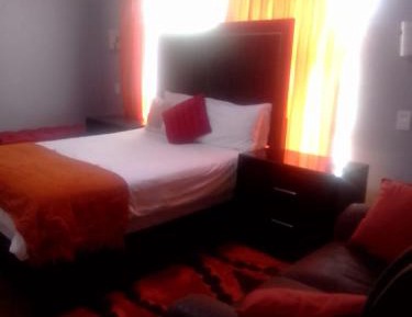 Deluxe Double Room (1 adult + 1 child)