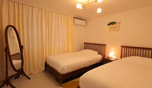 Twin Room with Private Bathroom