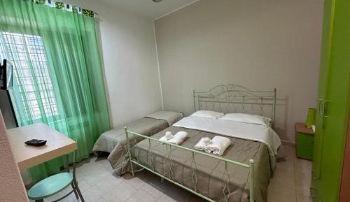 Classic Quadruple Room