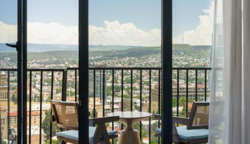 Superior Twin Room with City View