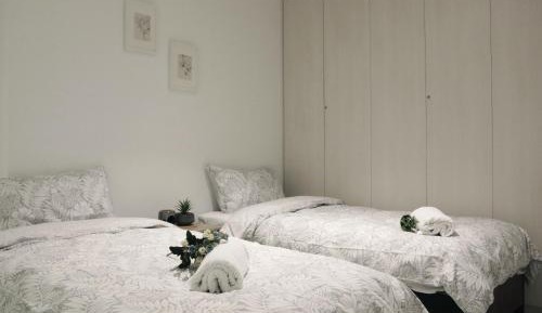 Two-Bedroom Deluxe Apartment