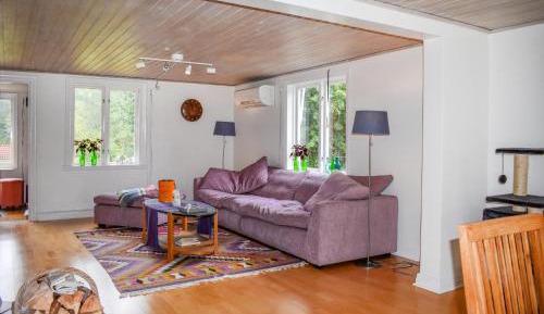 Three-Bedroom Holiday Home 