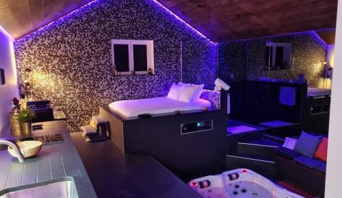 One-Bedroom Apartment with Spa Bath