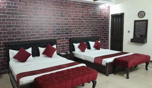 Deluxe Quadruple Room