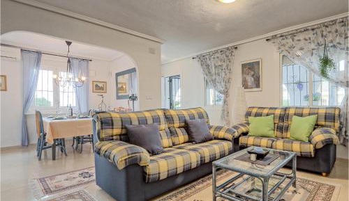 Three-Bedroom Holiday Home 