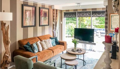 Two-Bedroom Holiday Home