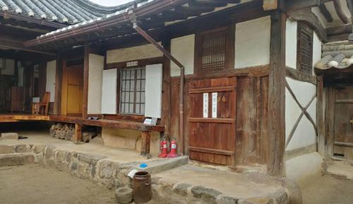 One-Bedroom House