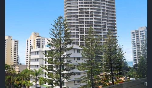 2 Bed 2 Bath Low Floor - Sleeps 6
