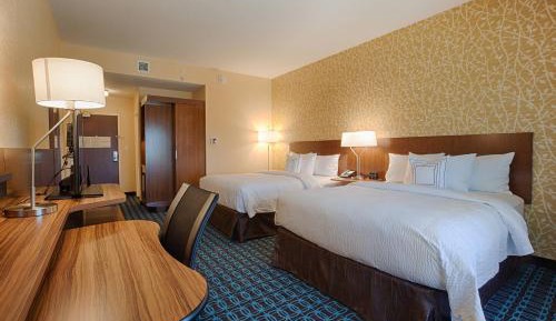 Queen Room with Two Queen Beds - Hearing Accessible