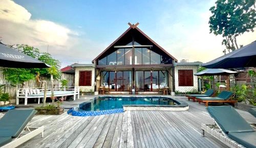Villa - Beach Front
