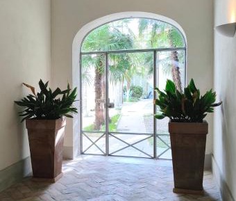 One-Bedroom Deluxe Apartment