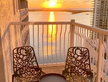 Two-Bedroom Apartment with Balcony and Sea View