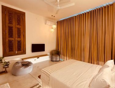 King Room with Garden View