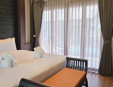 King Suite with Balcony