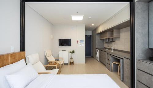 Double C Room