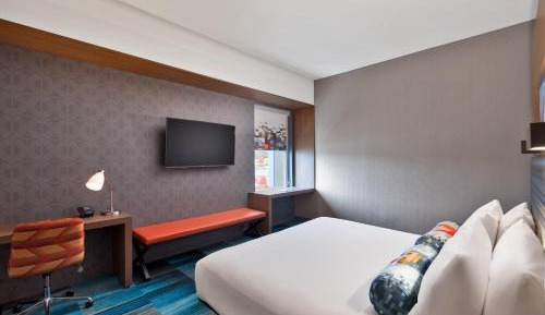 King Room - Hearing Accessible