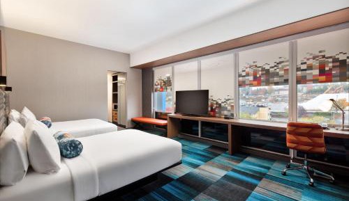Aloft, Guest room, 2 Queen, Corner room