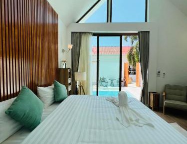 Suite with Private Pool