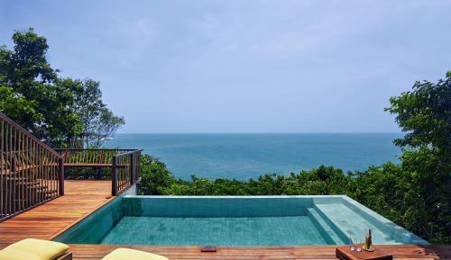 Ocean Front Pool Villa