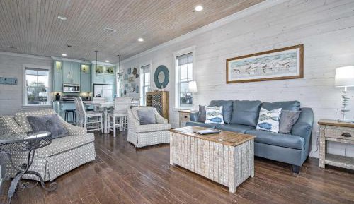 Three-Bedroom Holiday Home 
