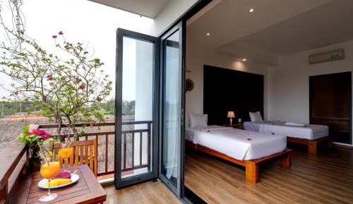 Twin Room with Lake View