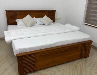 Triple Room with Private Bathroom