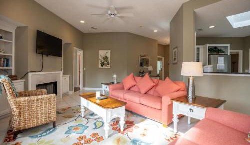 Three-Bedroom Holiday Home 