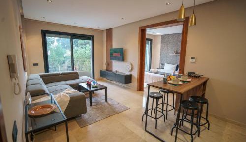 One-Bedroom Apartment