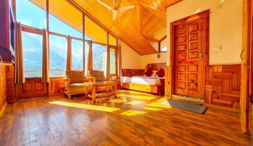 Superior Room With Balcony