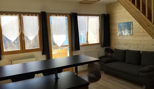 One-Bedroom Apartment with Balcony and Mountain View  