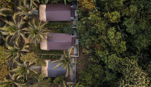 Villa with Garden View