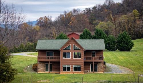 Six-Bedroom House