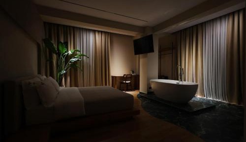 Deluxe Junior Suite