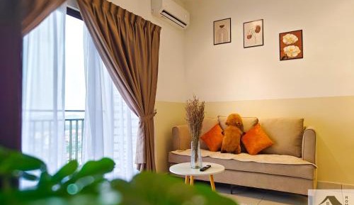 Two-Bedroom Apartment with City View
