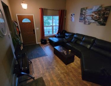 Queen Room with Shared Bathroom