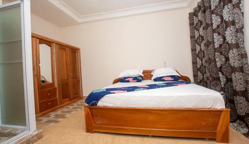 Deluxe Family Suite
