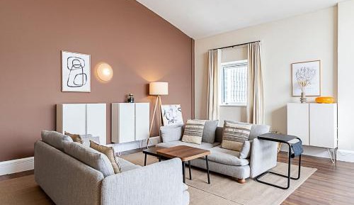 Two-Bedroom Apartment with Balcony