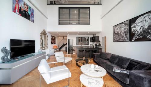 Three-Bedroom Premium Apartment