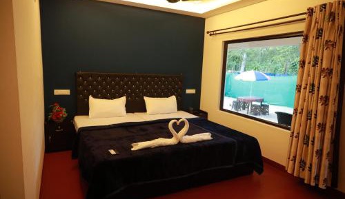 Standard King Room